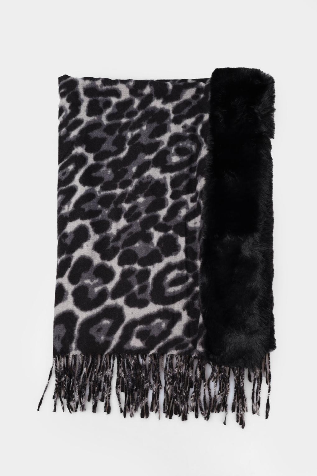 Палантин Marc Cony