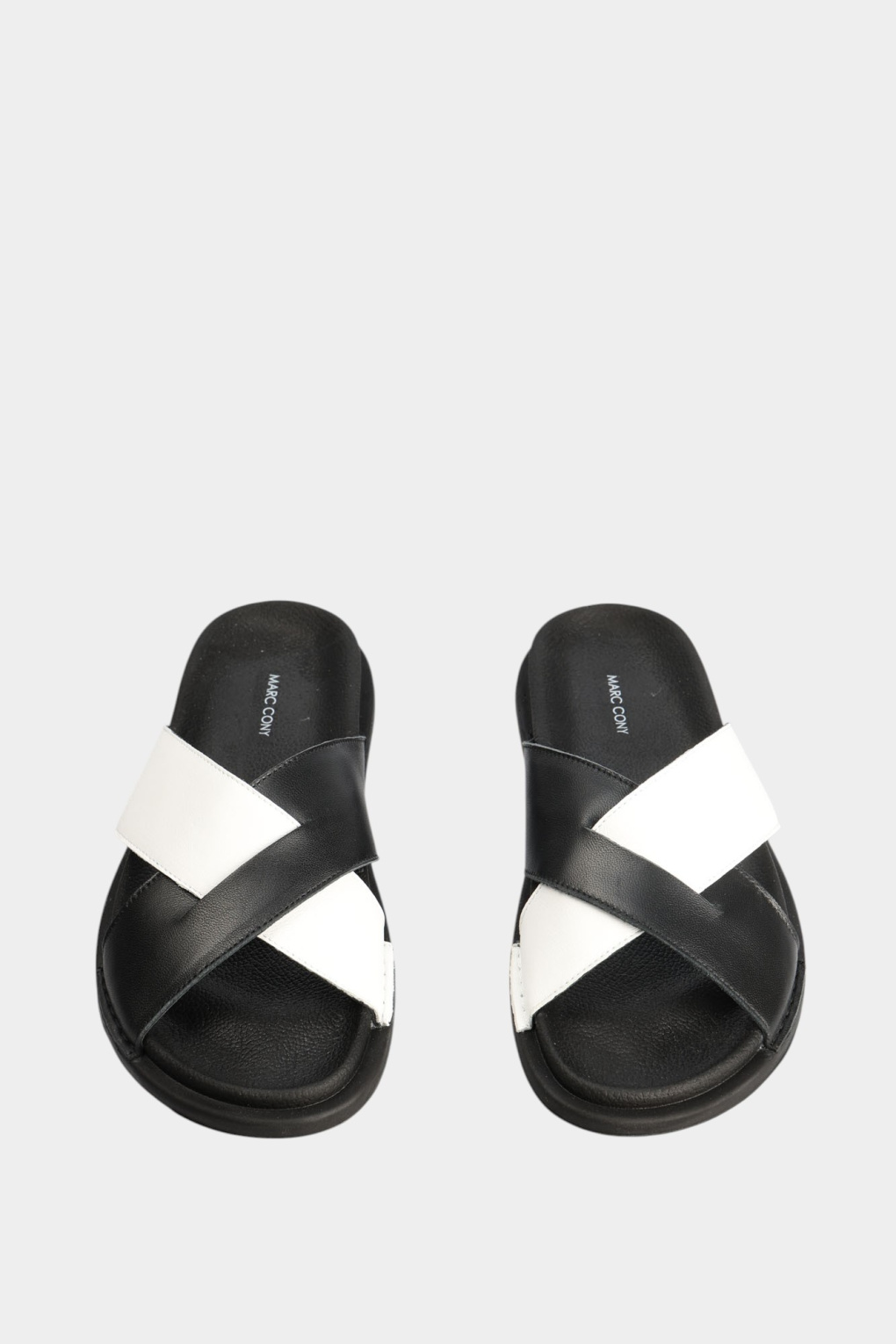 Шлепки Marc Cony