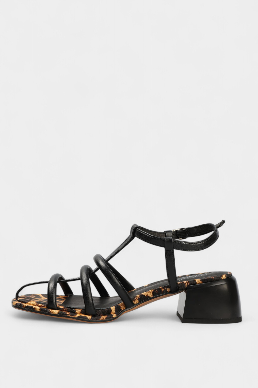 Босоножки Marc Cony