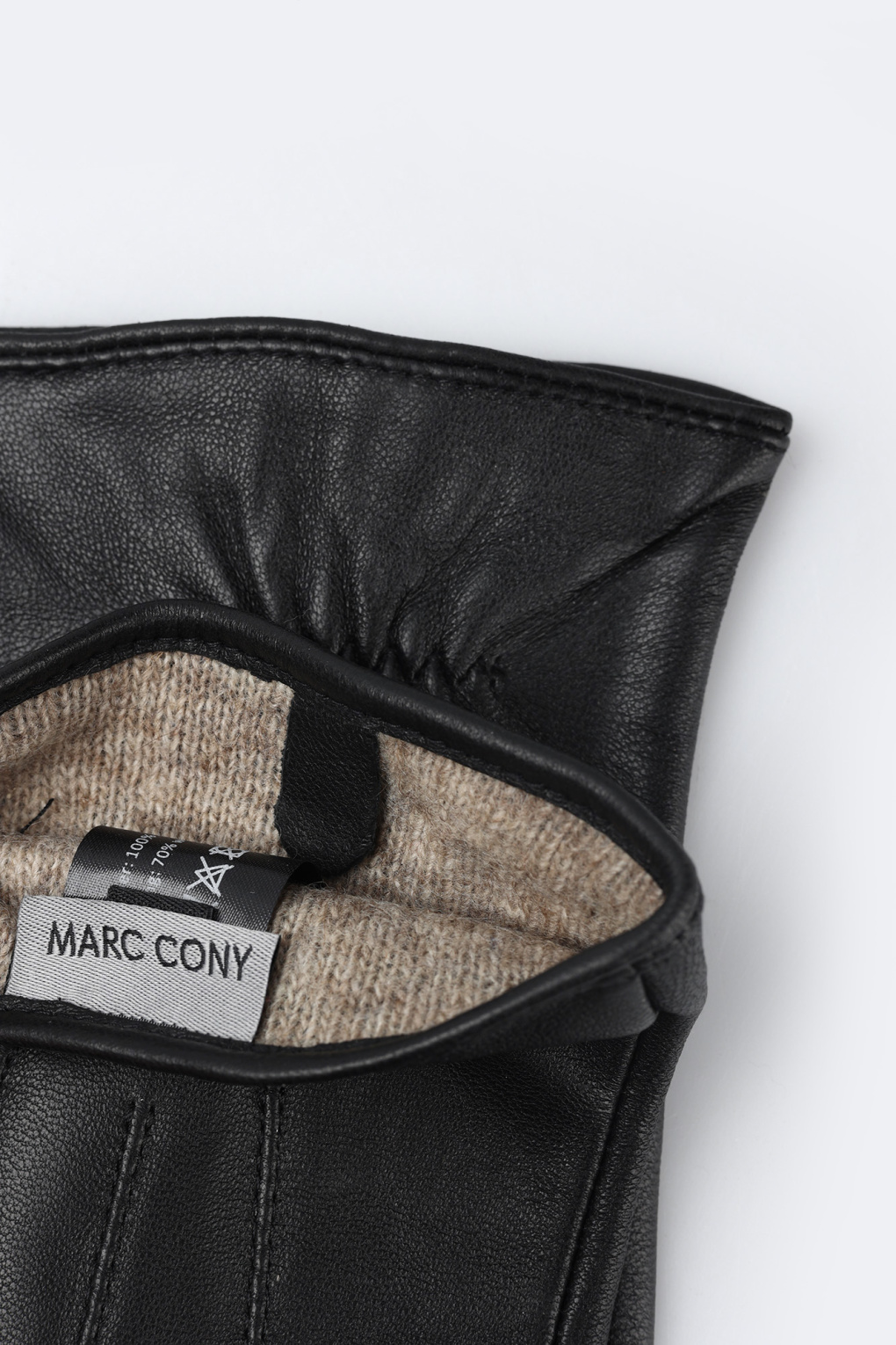 Перчатки Marc Cony