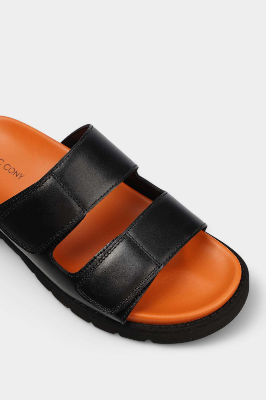 Шлепки Marc Cony