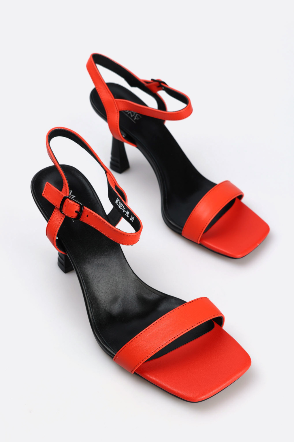 Босоножки Marc Cony