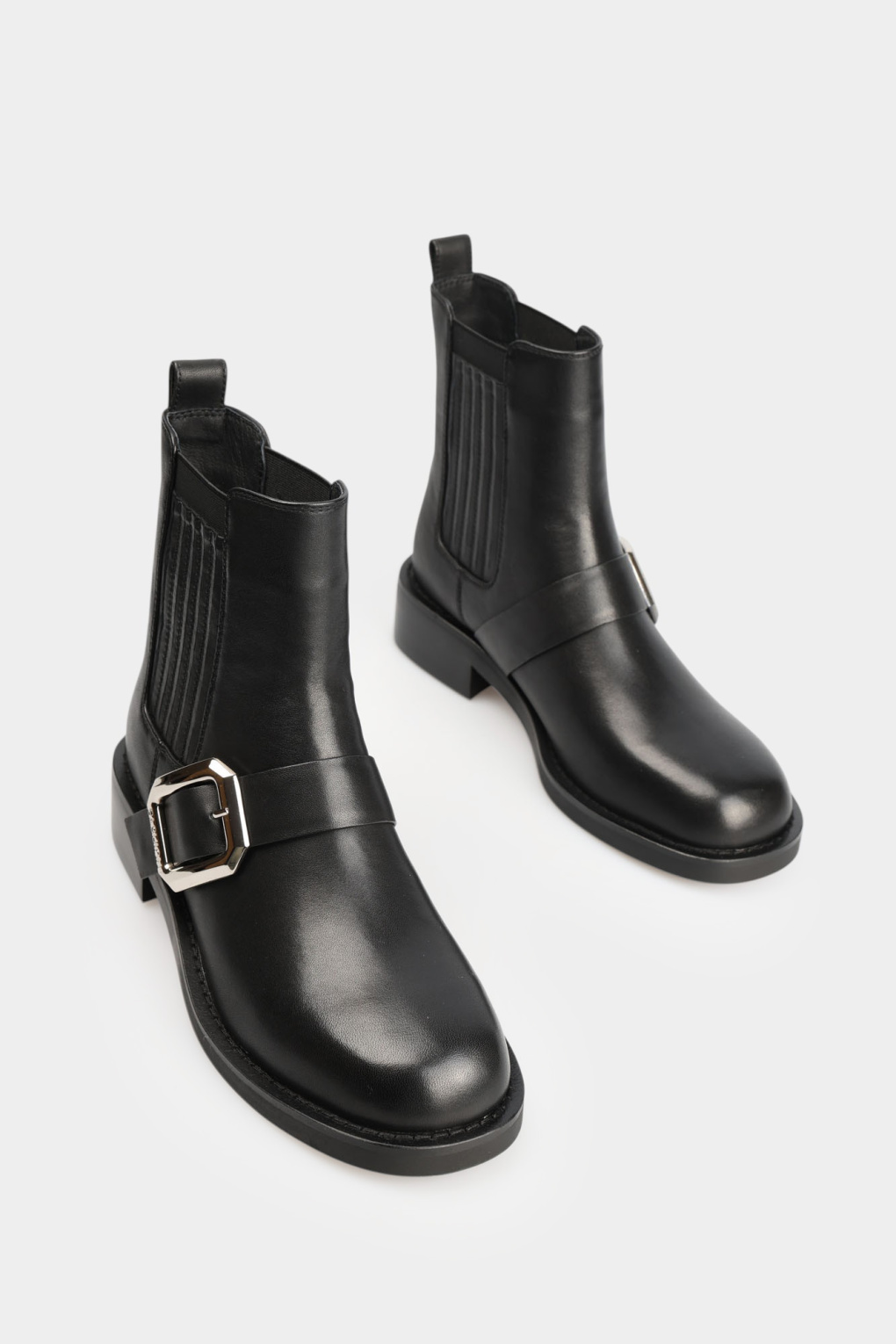 Челси Marc Cony