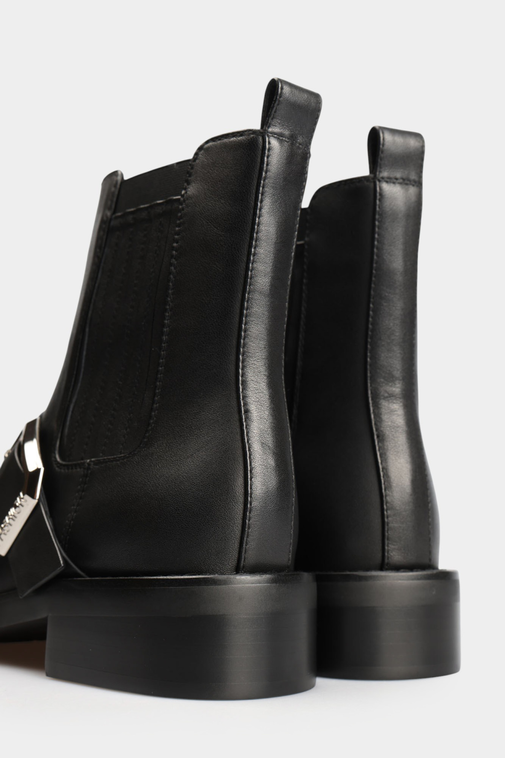 Челси Marc Cony