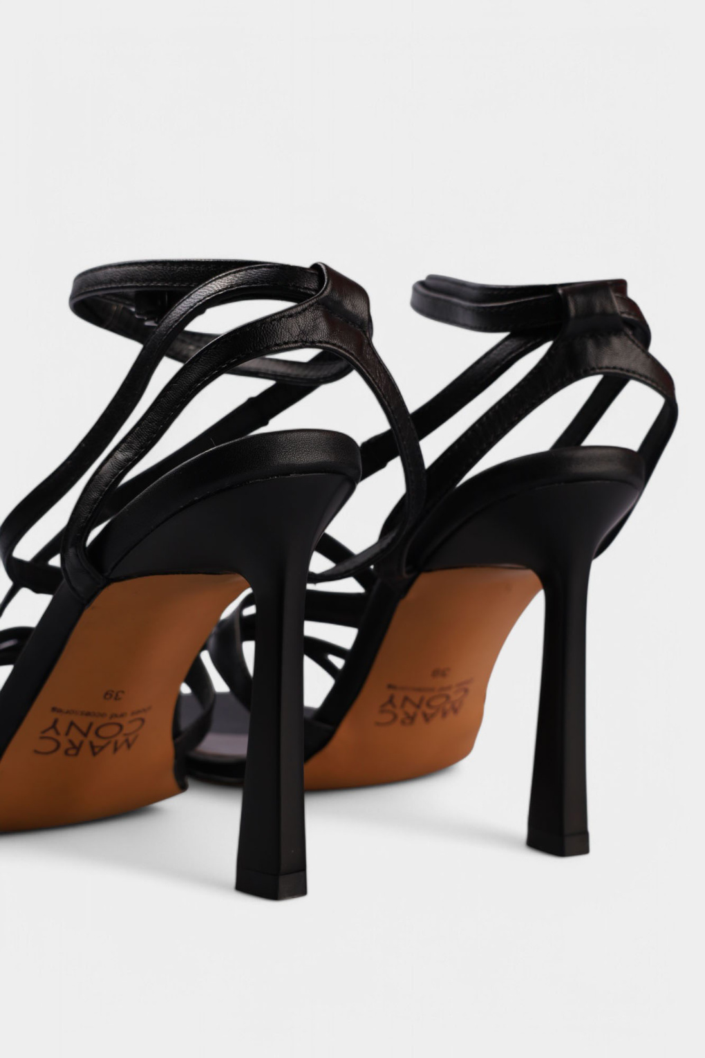 Босоножки Marc Cony