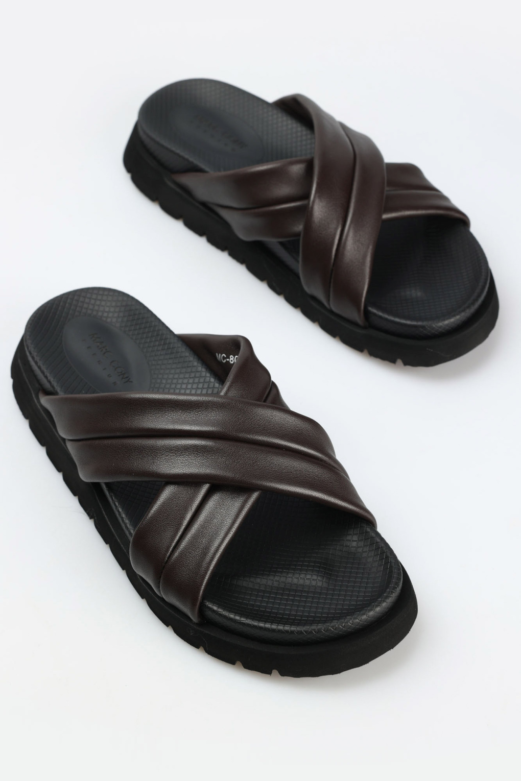 Шлепки Marc Cony